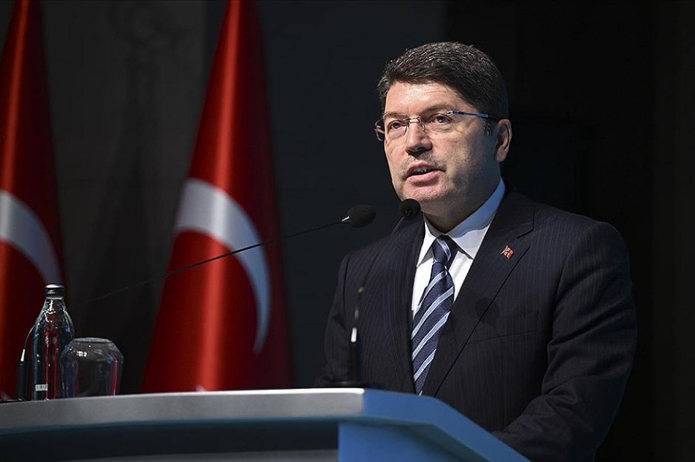 Bakan Tunç’tan ünlü isimlerin gözaltına alındığı yasa dışı bahis soruşturmasıyla ilgili ilk açıklaması