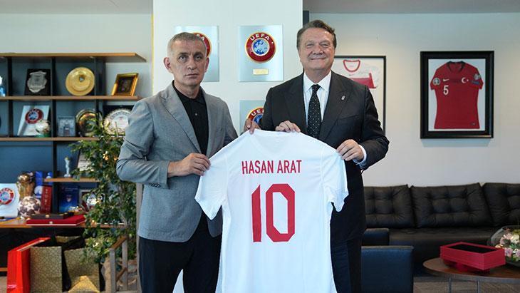 Beşiktaş Başkanı Arat’tan yabancı hakem talebi! TFF Başkanı Hacıosmanoğlu ile görüştü
