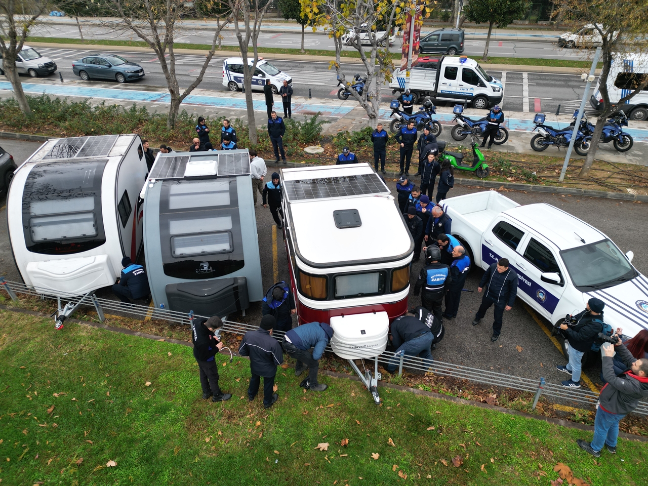 Maltepe’de park halindeki karavanlar kaldırılıyor