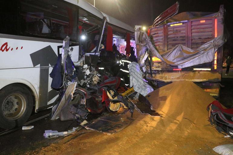 Denizli'deki otobüs kazasında yaralanan İngiliz kadın 3 gün sonra öldü