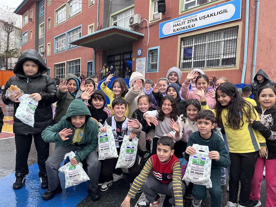 Bahçelievler’de öğrencilere beslenme desteği