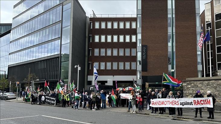 İsrail Dublin büyükelçiliğini kapattı, İrlanda’dan yanıt geldi