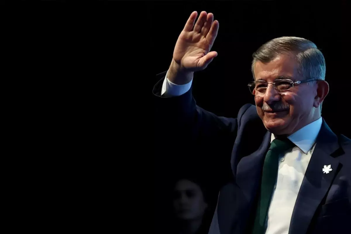 Sözleri tartışma yaratan Ahmet Davutoğlu’ndan açıklama: Sözlerim bağlamından kopartıldı