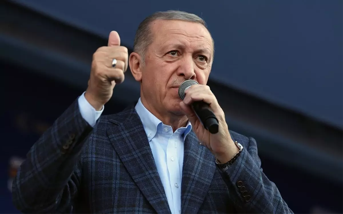 Yeni yıla saatler kala Cumhurbaşkanı Erdoğan’dan peş peşe paylaşımlar
