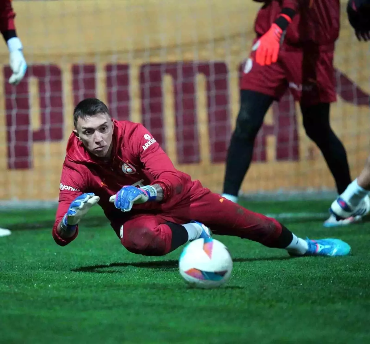 Galatasaray Göztepe Maçına Maçı İçin Hazırlanıyor