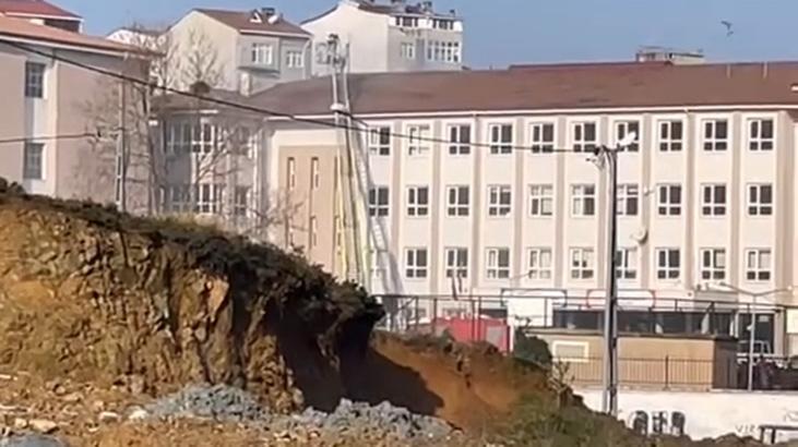 İstanbul’da okulda yangın paniği! Öğrenciler tahliye edildi