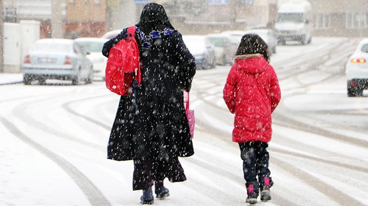 İstanbul’da yarın okullar tatil edildi