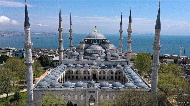 Sultanahmet Camisi’nde ilk kez hatimli teravih namazı kılınacak