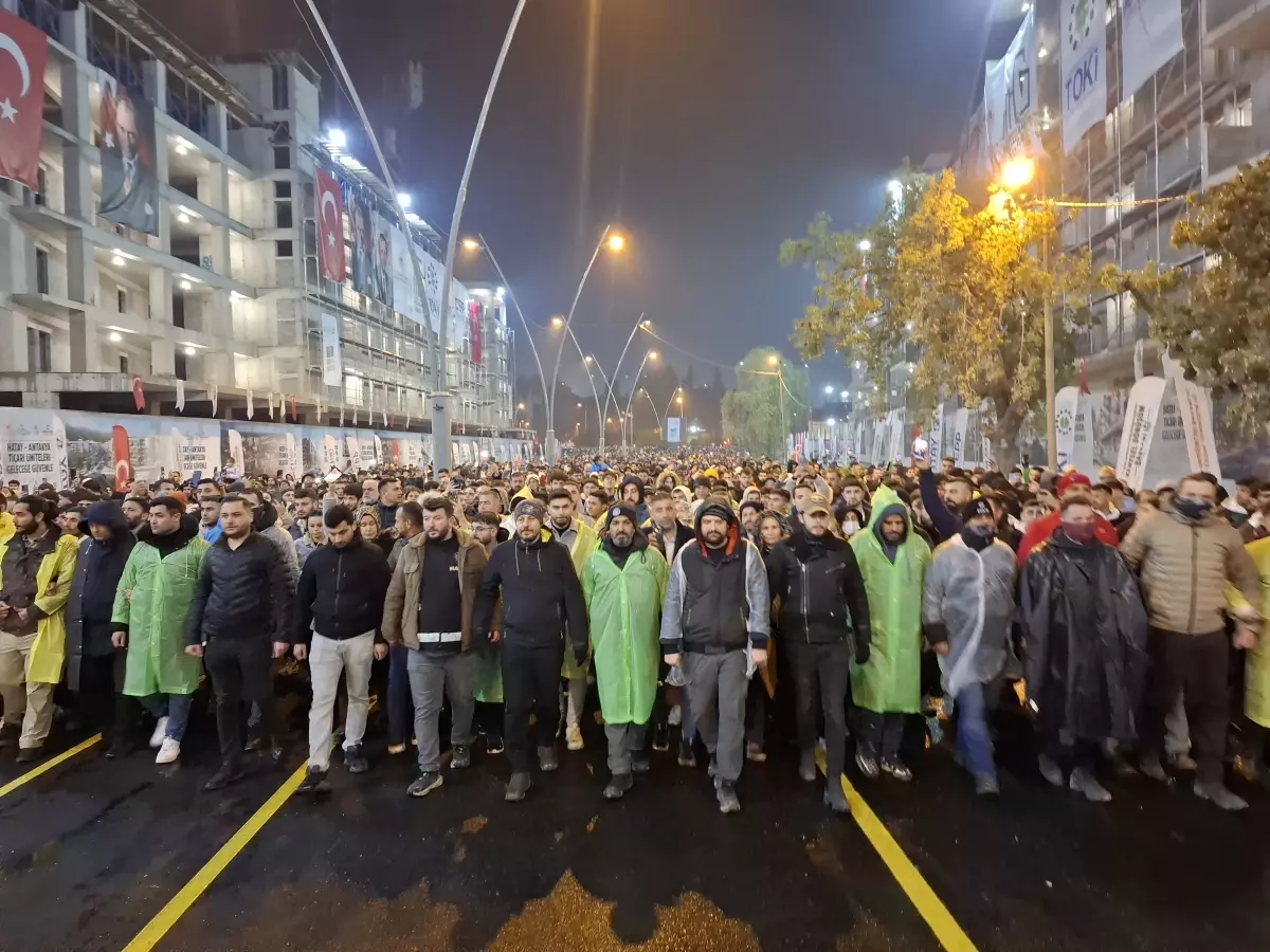 Hatay’da Depremin 2. Yıldönümünde Sessiz Yürüyüş