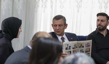 Özel’den Adıyaman’da konteyner kent ziyareti…