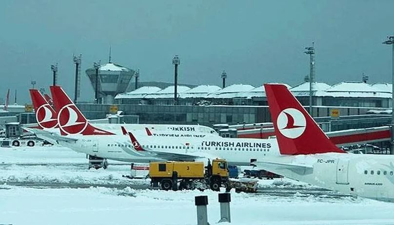İstanbul ve Sabiha Gökçen havalimanlarında kar alarmı!