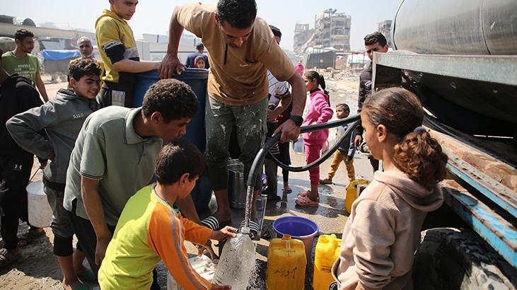 İsrail’in Gazze’de elektriği kesmesi sonucu halk temiz içme suyu bulamıyor