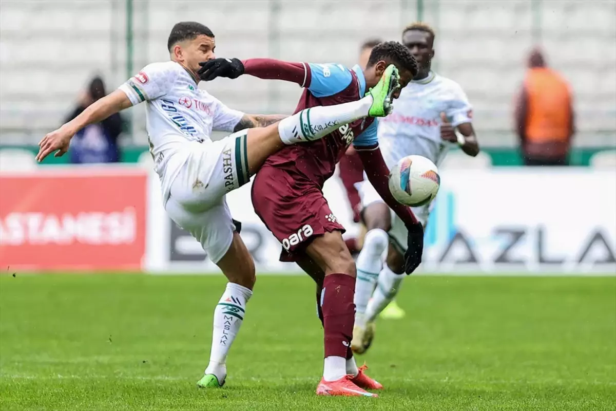 Trabzonspor, Konyaspor’a 1-0 mağlup oldu