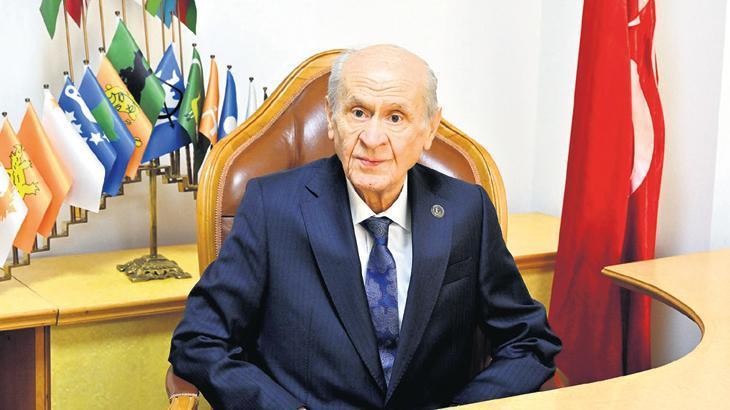 ‘Darbe meraklısı bir zavallının hezeyanı’