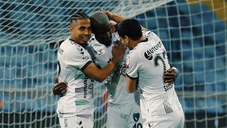 Kocaelispor adım adım Süper Lig’e! Farkı 7’ye çıkardı