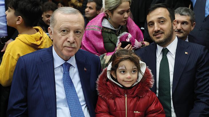 Cumhurbaşkanı Erdoğan, Kağıthane’de vatandaşlarla sohbet etti