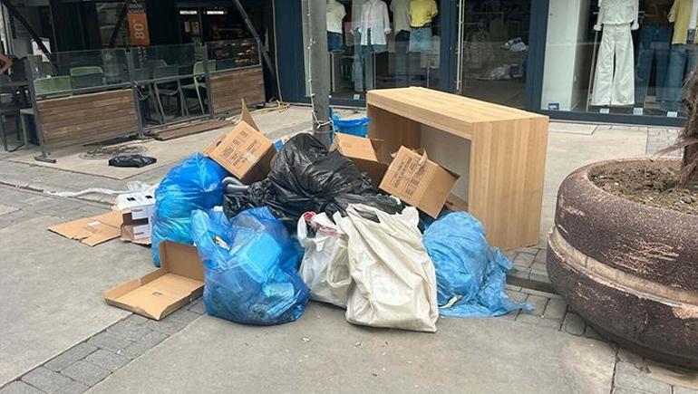 İzmir'de grevin 3. günü: Sokaklar çöplerle doldu taştı