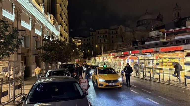 Taksim'de yollar açılmaya başladı! 1 Mayıs tedbirleri için kapatılmıştı