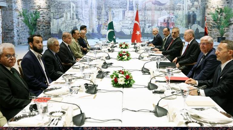 Cumhurbaşkanı Erdoğan'dan Şahbaz Şerif paylaşımı: Birçok kritik konuyu ele aldık