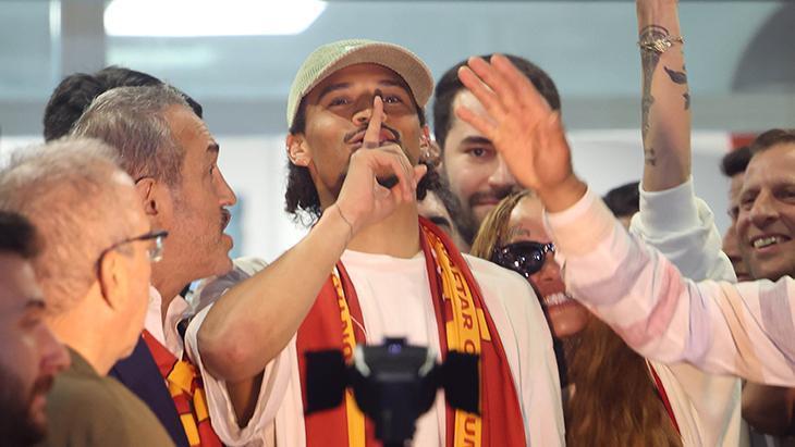 Galatasaray yılın transfer bombasını patlattı! Leroy Sane, İstanbul’a geldi