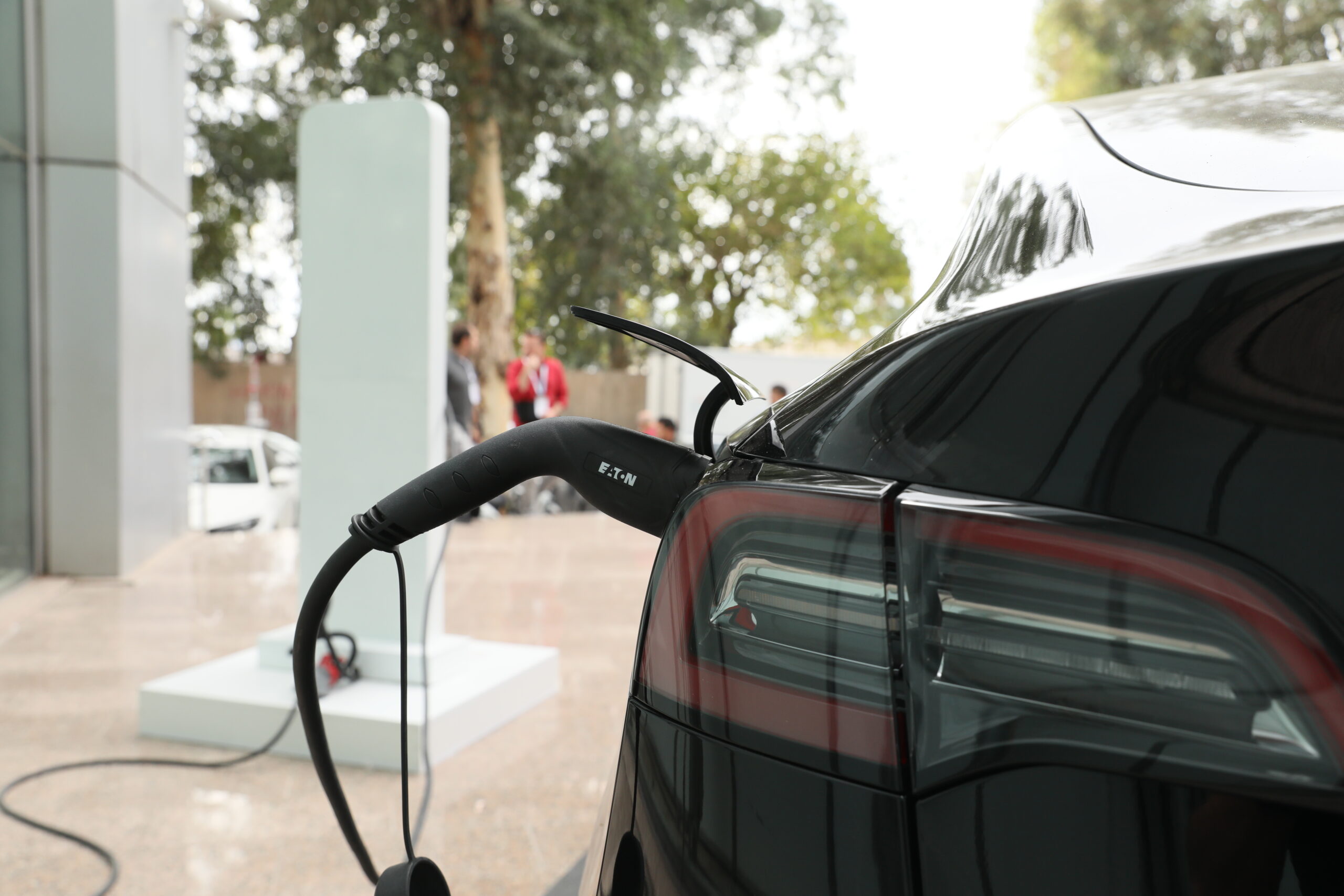 Sıcaklar, Elektrikli Araçları Zorluyor, Bu 6 Önlemle Menzilinizi Koruyun