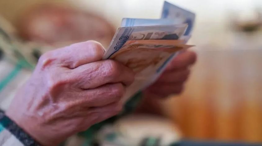 Milyonlarca emekliye bayram öncesi maaş müjdesi! Emekli aylıkları için tarih belli oldu