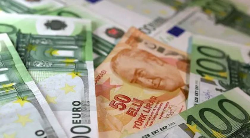 Euro kuru rekor tazeledi