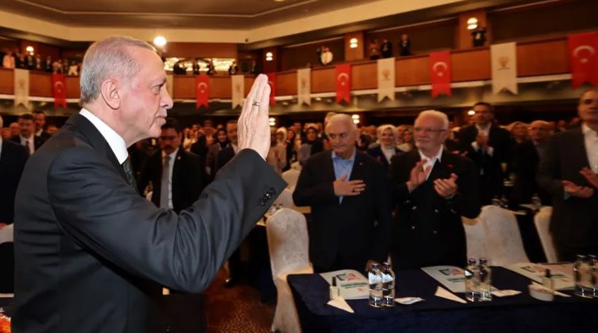 AKP kampa giriyor! Yol haritası Kızılcahamam’da mı belirlenecek?