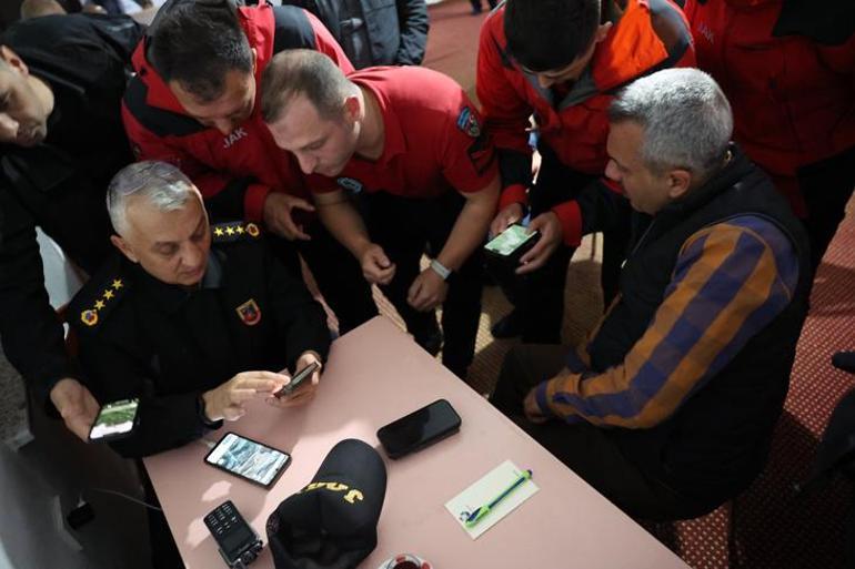 Son dakika: Türk pilotun kullandığı uçak düştü! Acı haberi Vali paylaştı