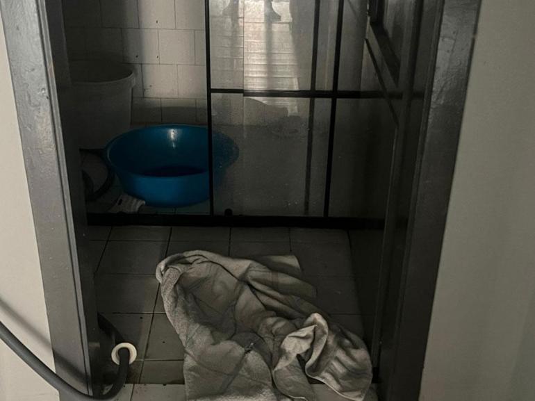 İzmit'te korkunç olay! Leğende banyo yapan 3 kardeşe elektrik çarptı