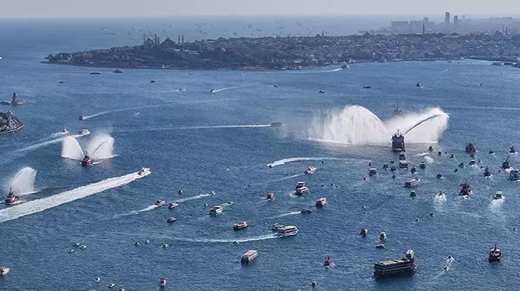 Boğaz’da 15 Temmuz korteji!