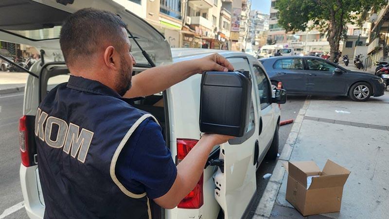 İzmir’de 5 milyon TL değerinde kaçak ürün ele geçirildi