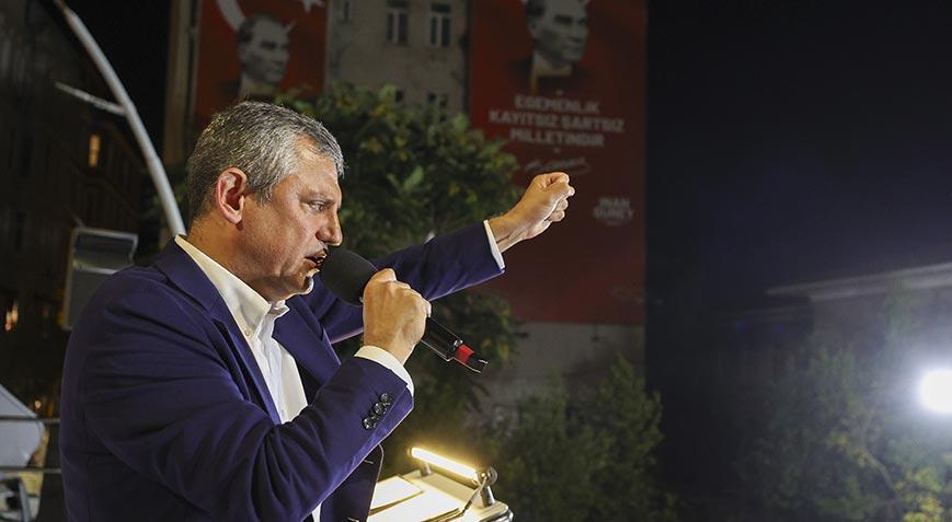CHP Genel Başkanı Özgür Özel 50. mitingi Beyoğlu’nda yaptı