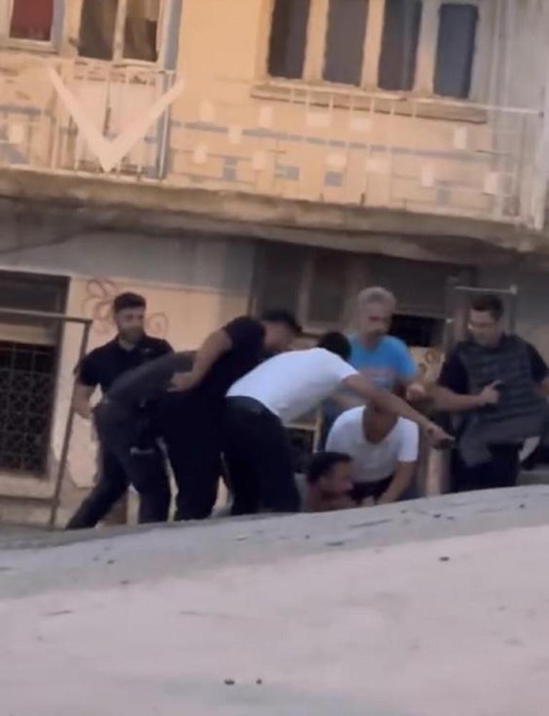 İzmir'de dehşet anları: Tartıştığı eşini tabancayla vurup rehin aldı