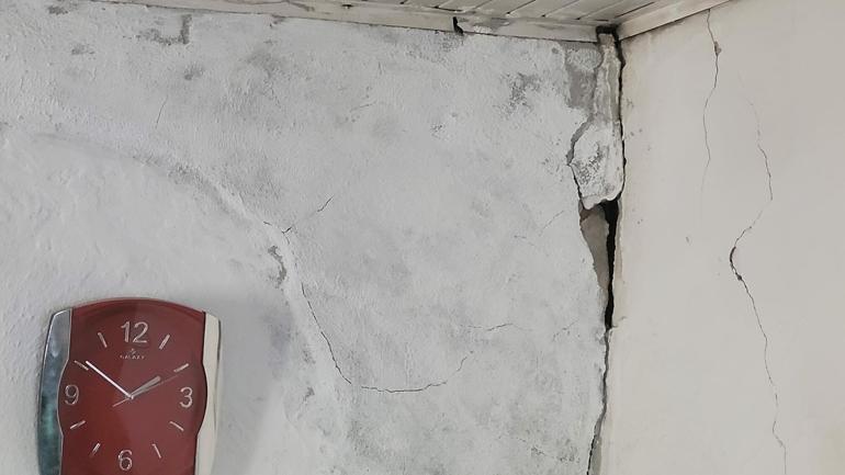 Balıkesir Sındırgı’da 4.9 ve 4.1 büyüklüğünde 2 deprem