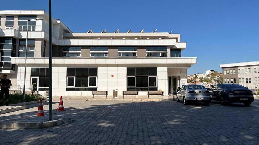 İzmir’de dehşet! 2 kişiyi yaraladıktan sonra intihar etti