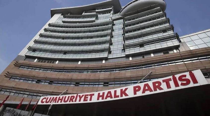 CHP’den YSK’ya kurultay başvurusu