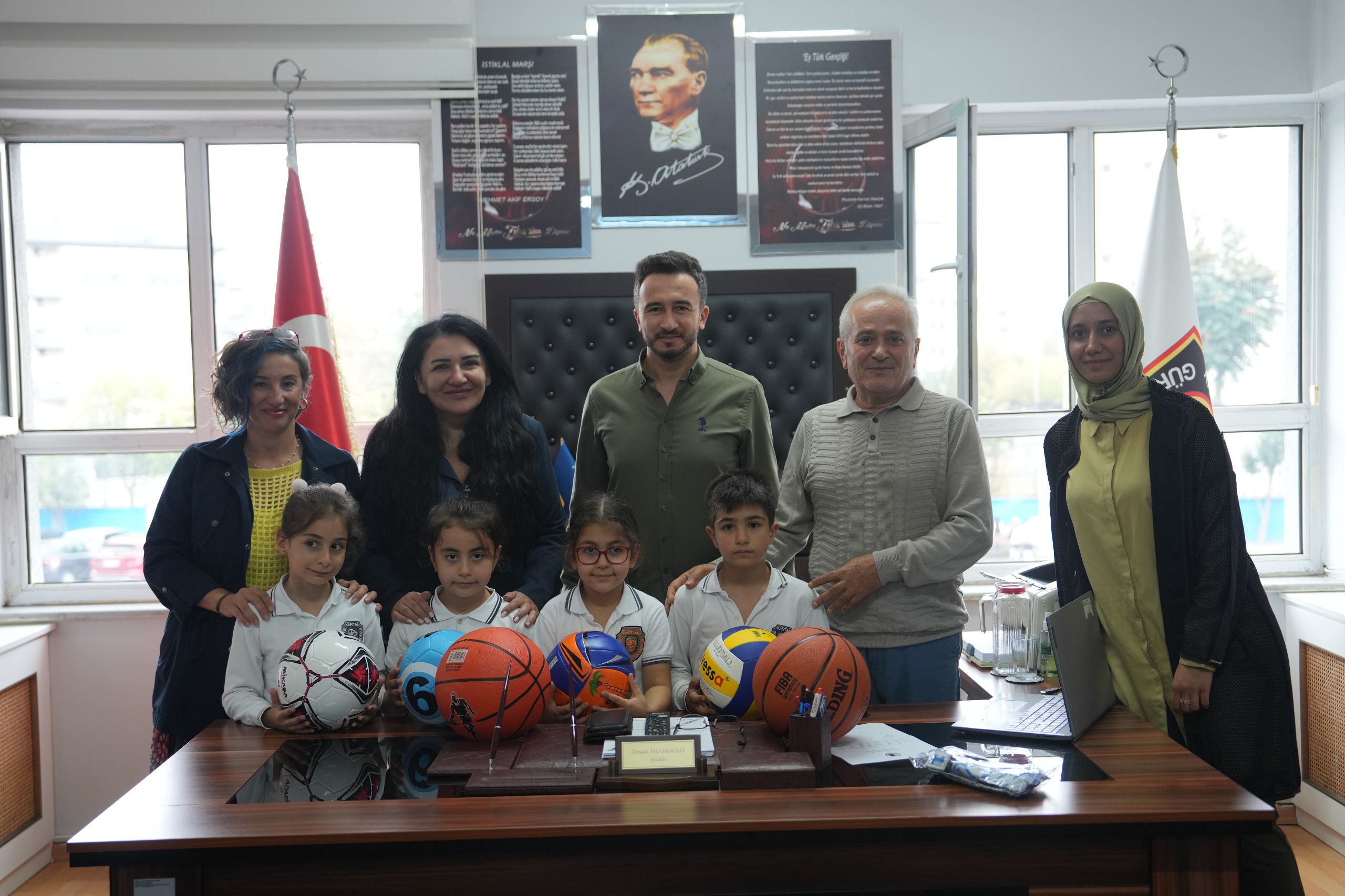 Kartal Belediyesi’nden Öğrencilerle Geri Dönüşüm Seferberliği