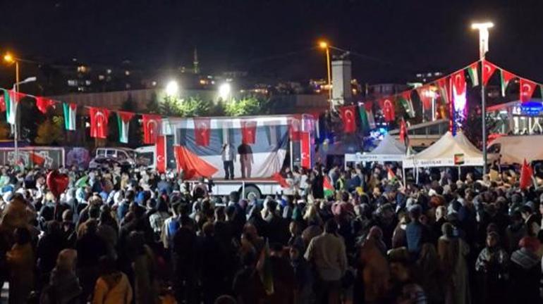 Üsküdar’da Sumud Filosu’na destek nöbeti sürüyor