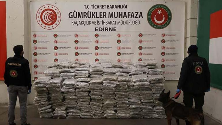Kapıkule ve İpsala’da nefes kesen operasyon! 525 kilo uyuşturucu ele geçirildi