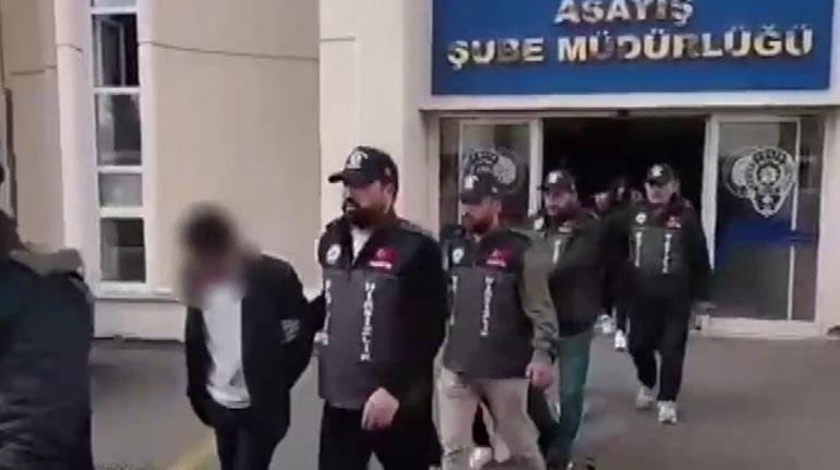 Kuyumcudaki soygun kamerada! 7 kilo altın böyle çalındı