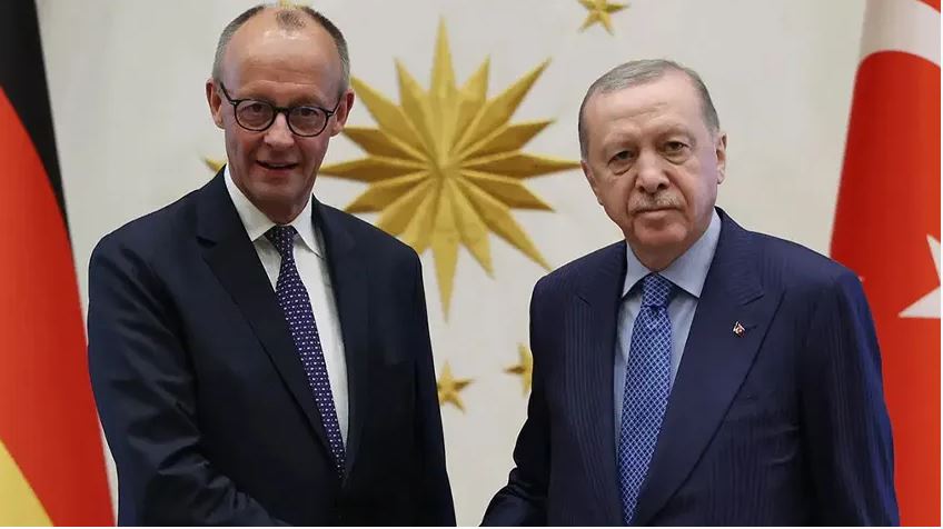 ‘Türkiye’yi AB’de görmek istiyoruz’