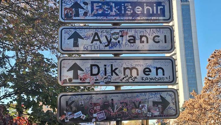 Ünlü Kızılay tabelası artık tehlikeli olmaya başladı!