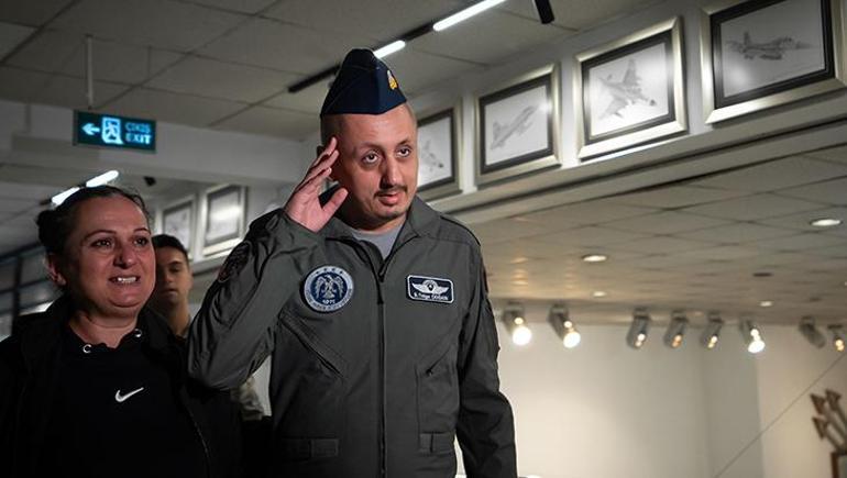 MSB’den yürek ısıtan sürpriz! Kanser hastası Tolga’nın pilotluk hayali gerçek oldu