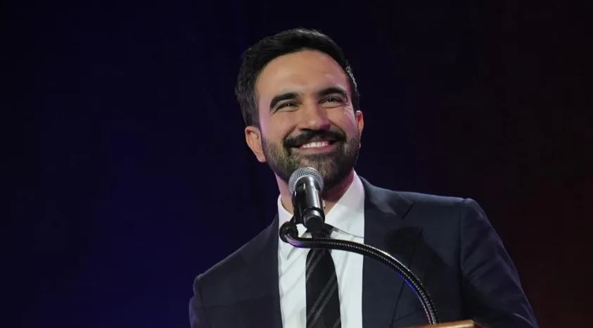 Mamdani New York’un ilk Müslüman belediye başkanı oldu! Trump’a rağmen kazandı…