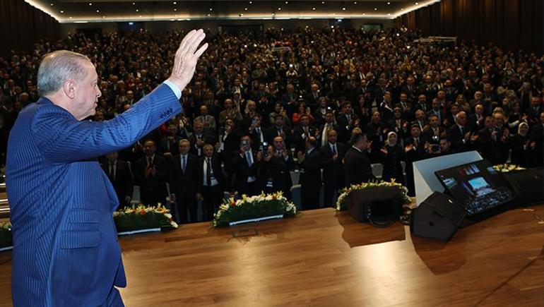 Son dakika... Cumhurbaşkanı Erdoğan'dan Özel'e tepki: Alevi canlarımızla ilgili partimize yönelik iftiraları apaçık provokasyondur