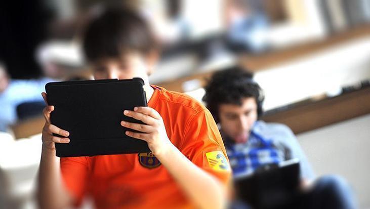 Ekran büyüdükçe tehlike derinleşiyor!