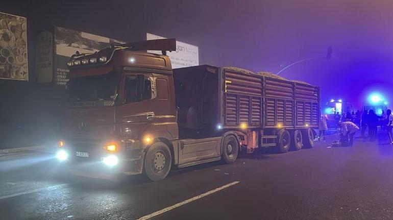 Kütahya'da katliam gibi kaza! Otomobil TIR'a arkadan çarptı: 4 kişi öldü