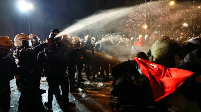 Mahkemeden kritik karar: İmamoğlu yasakları iptal edildi!