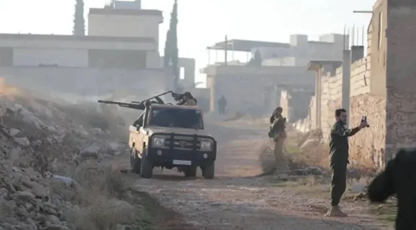 Suriye ordusu ile YPG/PKK arasında çatışma!